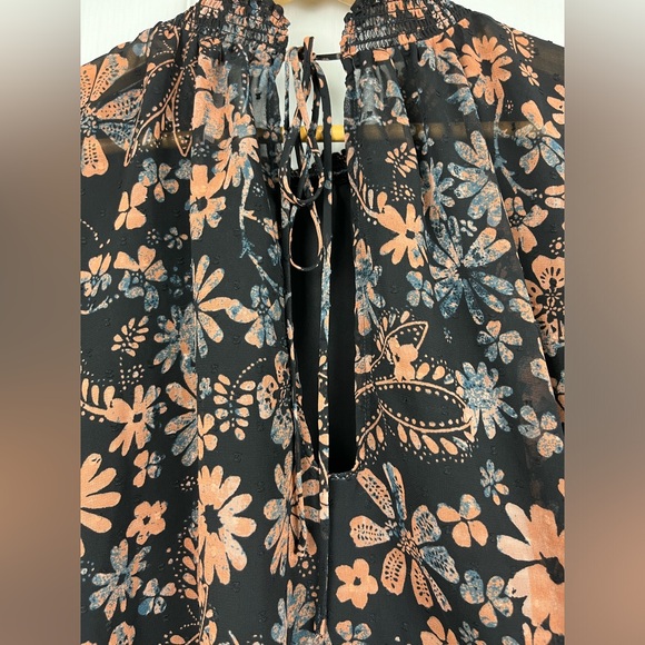 Free People Clarissa Top in Midnight Size Small Juliet sleeve, tie back - Picture 7 of 9